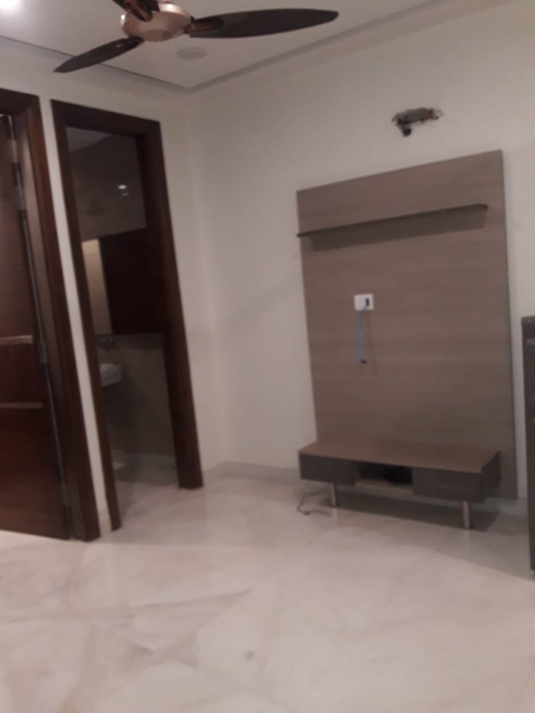Common Room - 1BHK fully furnished flat