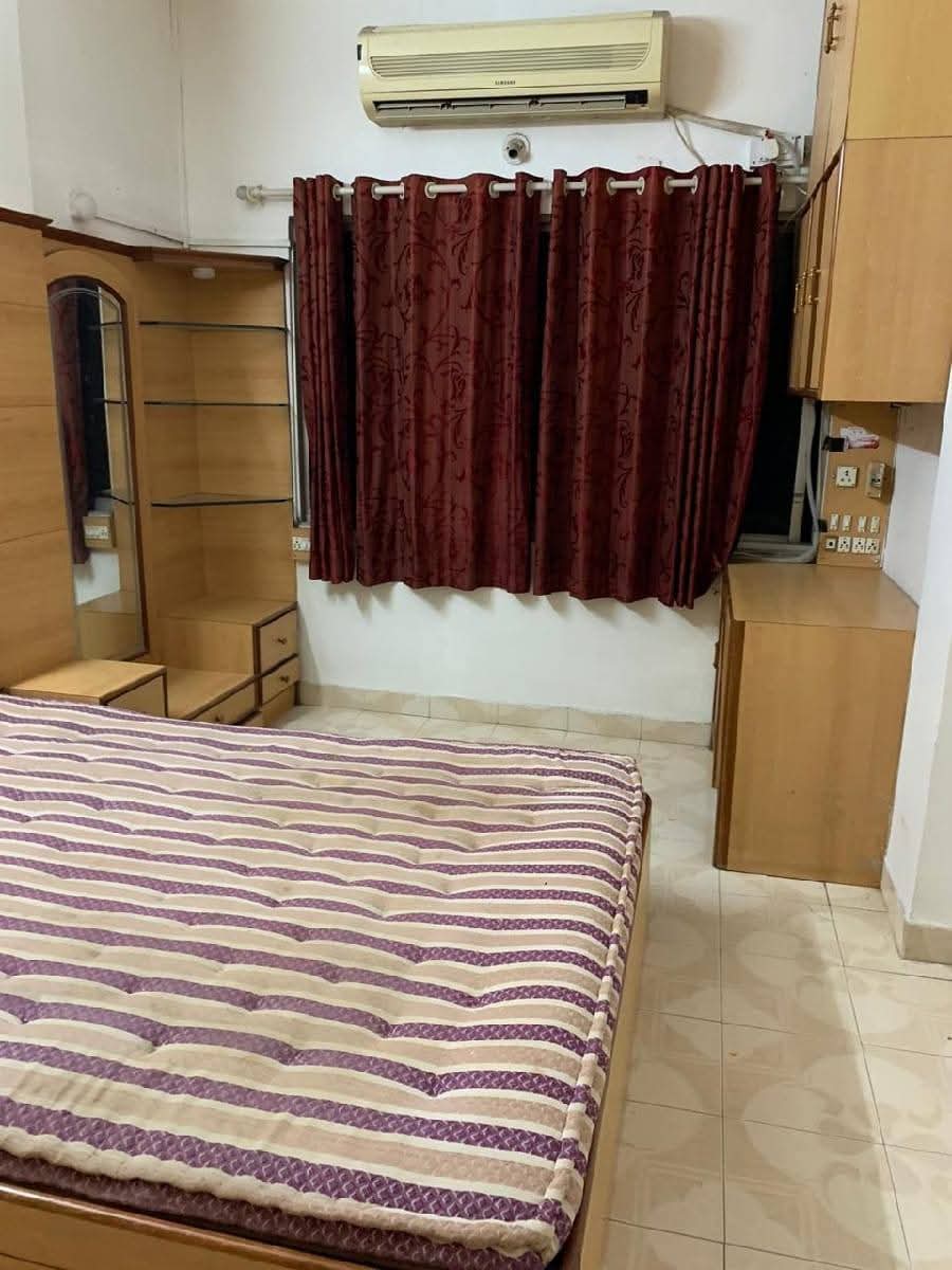 Building - 2 bhk flat for rent in kothrud pune semi furnised premium living @35 K rent
