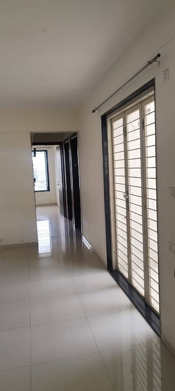 Building - 3 bhk flat for rent in hadapsar pune unfurnised premium living@