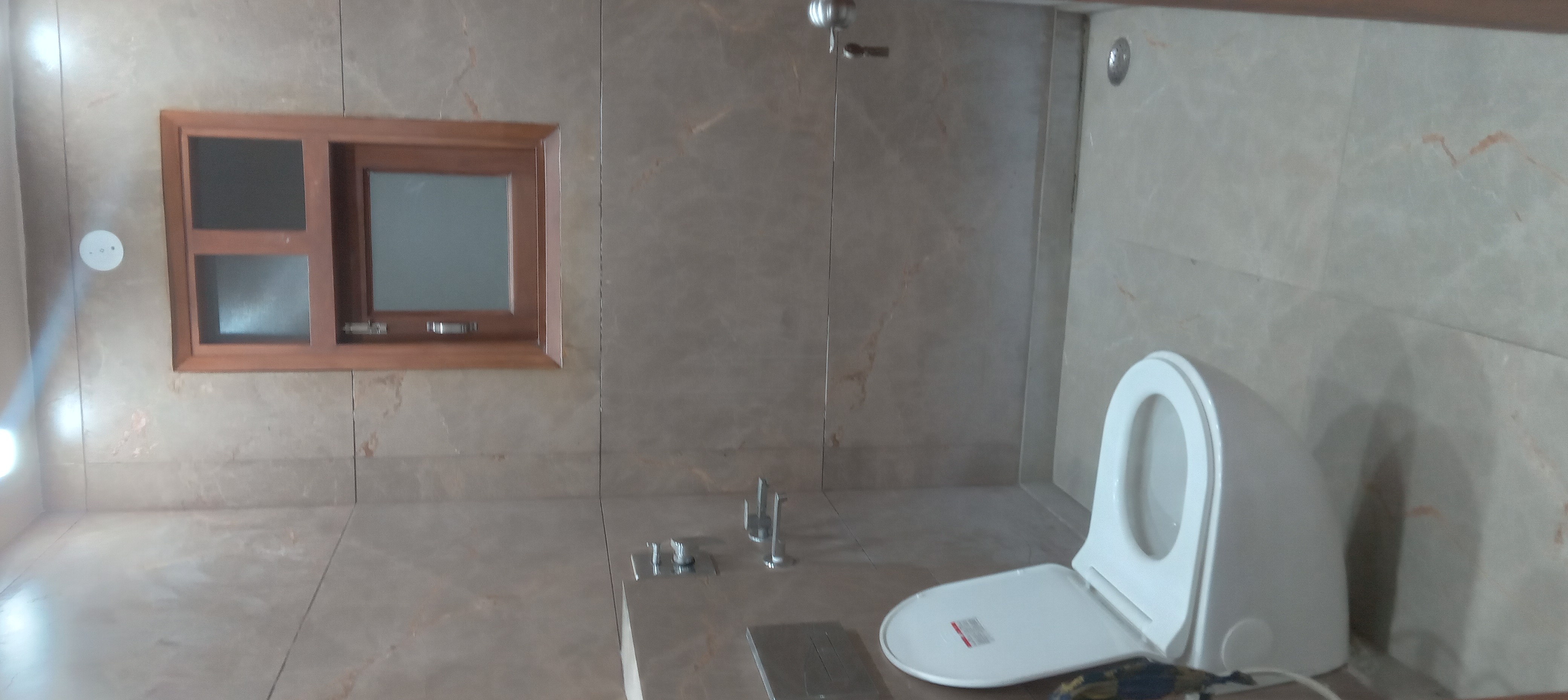 Building - 2 BHK Builder Floor for Rent in Rohini Sector 24, Delhi | 450 Sq. Ft. | First Floor | ₹18,000/Month
