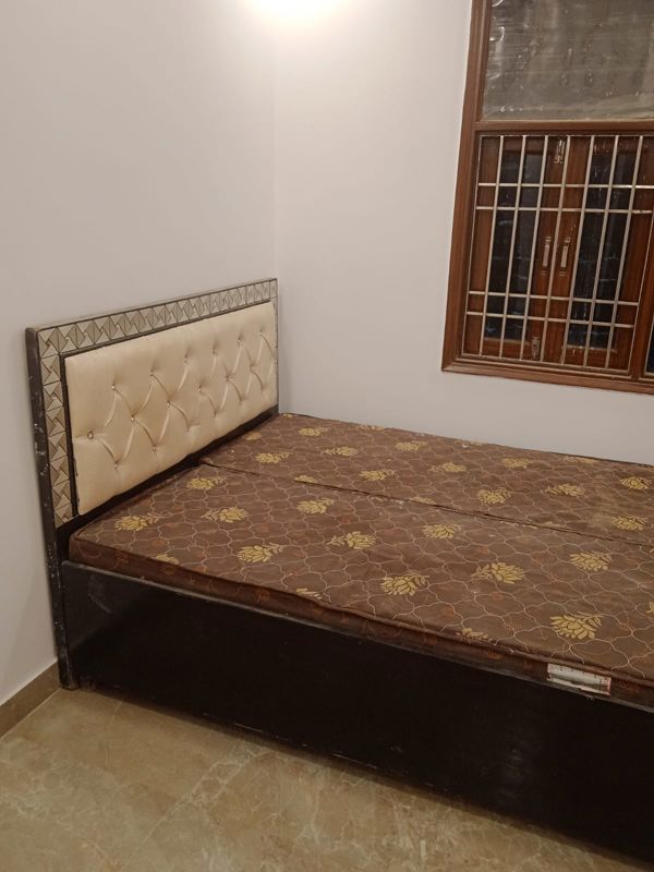 Bedroom - 2 BHK Builder Floor for Rent in Rohini Sector 24, Delhi | Road View | ₹22,000/Month