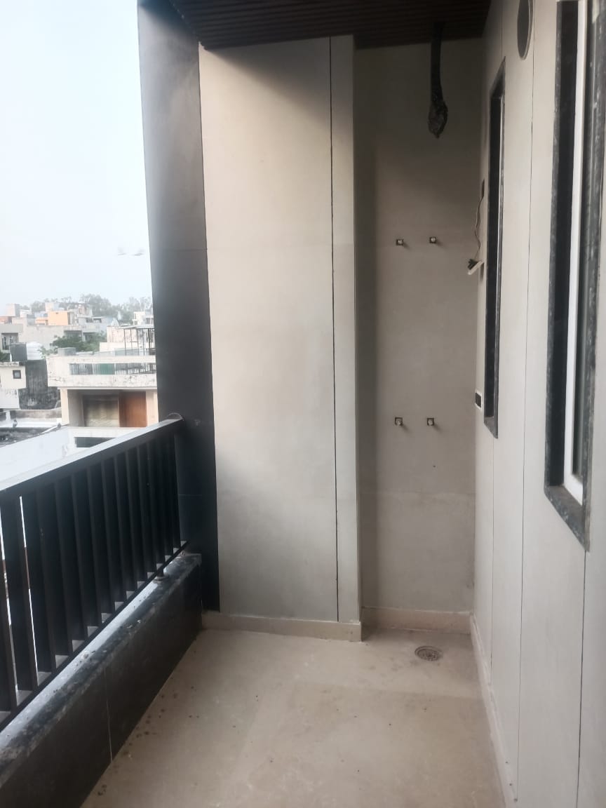 Building Exterior - 3 BHK Independent Floor for Sale in Sector 24, Rohini | 1050 Sq. Ft. | ₹1.20 Cr