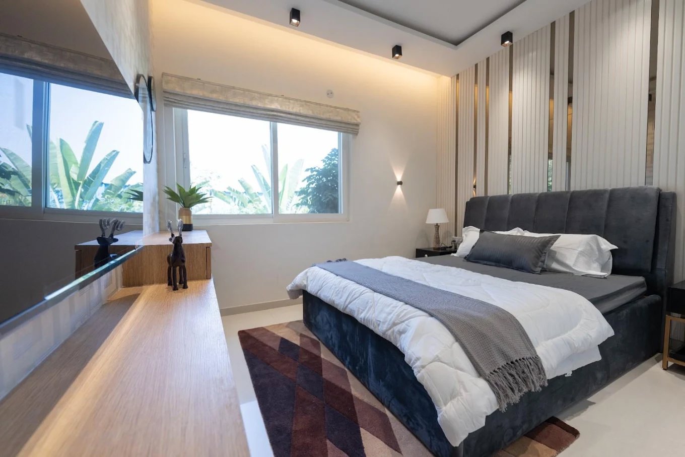 Building Exterior - Myhna Orchid