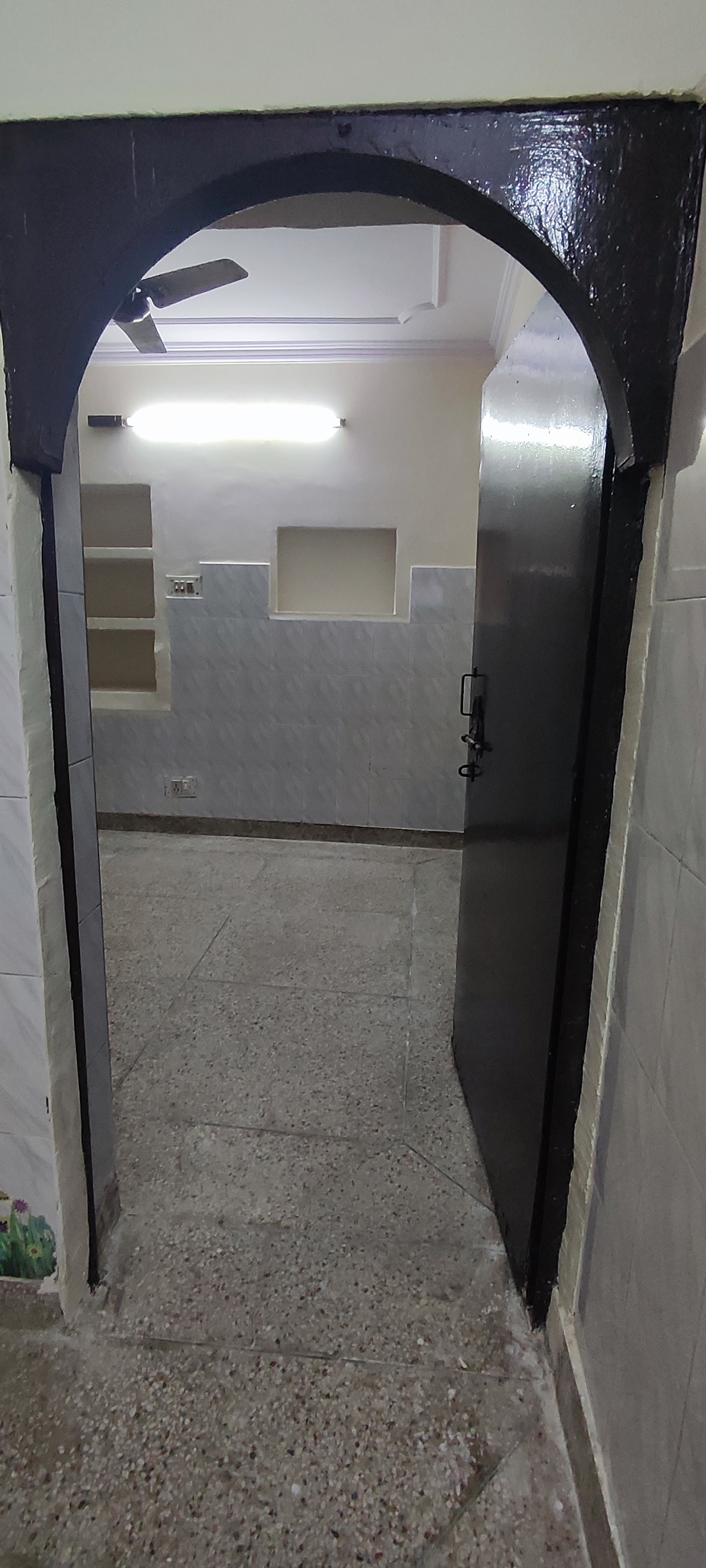 Building - 2 BHK House For Rent in Keshav Puram with Ample Parking Space