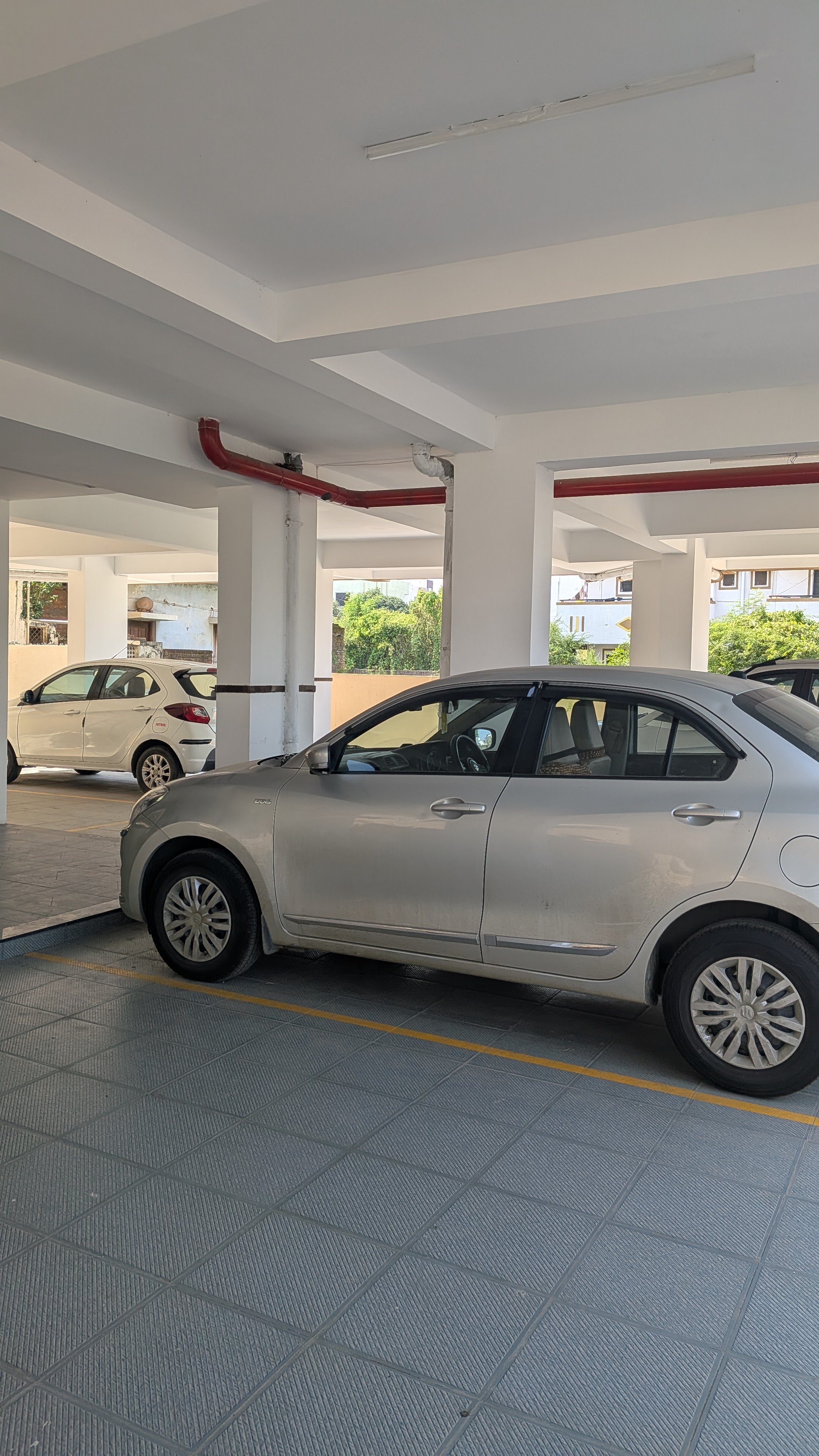 Building Exterior - Maheshwara